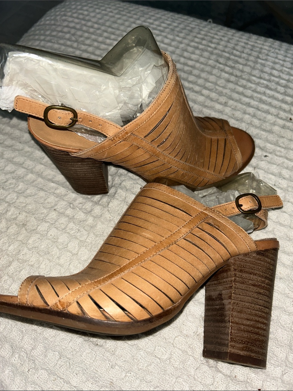 Lucky Brand leather block Heel sandals